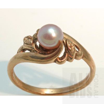 9ct Rose Gold Ring-set with 5.5mm Cultured Pearl