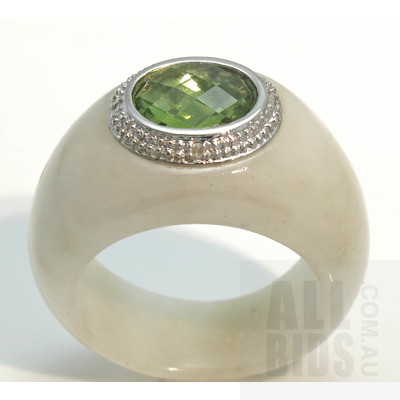 White Jade and Peridot Ring