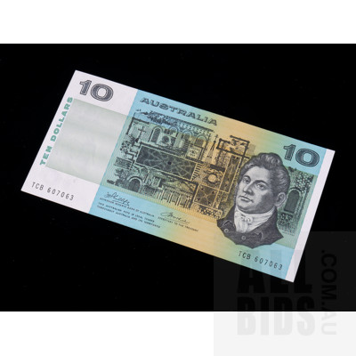 $10 1974 Phillips Wheeler Australian Ten Dollar Banknote R305 TCB607063