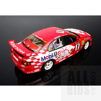 Biante - Mark Skaife/Tony Longhurst Jason Bright/Thomas Mezera Limited Edition Twin Pack VX Commodores  - 1:18 Scale Model Cars