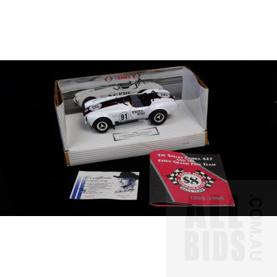 Essex - Shelby Cobra 427 - 1:18 Scale Model Car Signed By Carroll Shelby