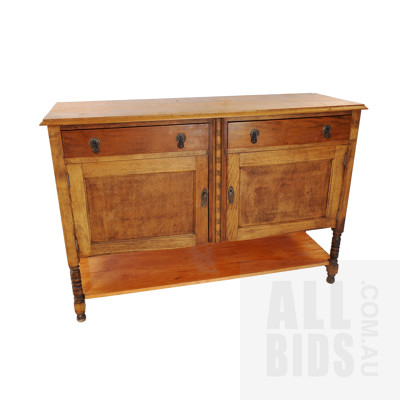 Arts and Crafts Style Oak and Ash Sideboard, Mid 20th Century