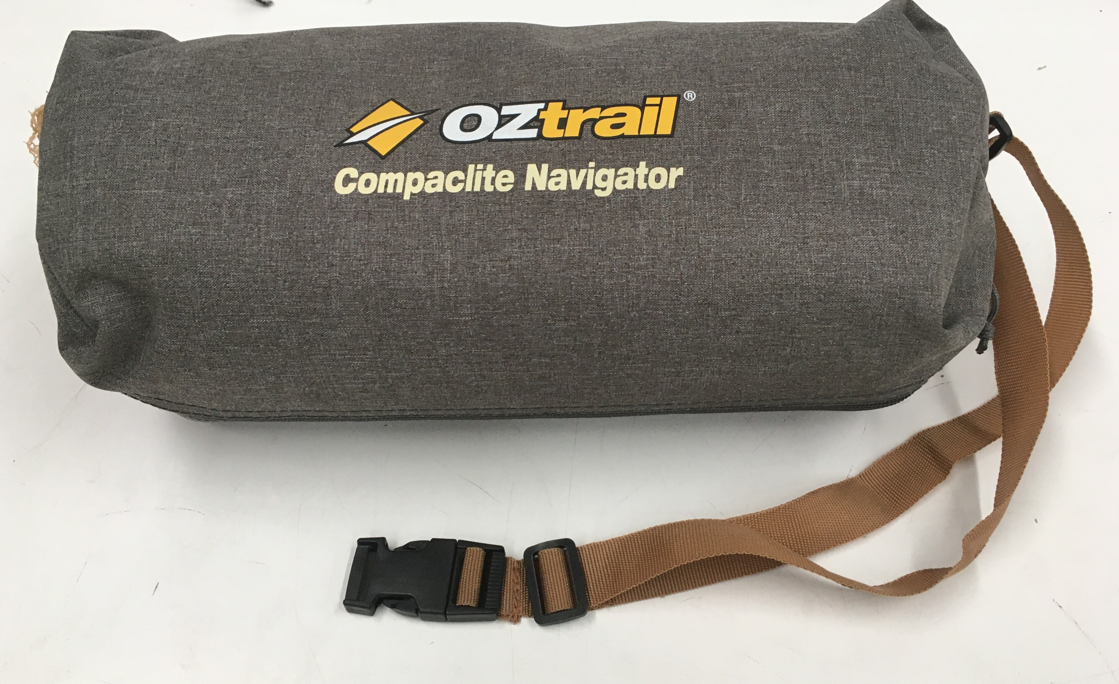 Oztrail compaclite store