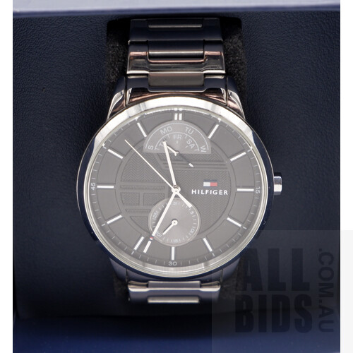 Tommy Hilfiger Classic Multi-function Men's Watch