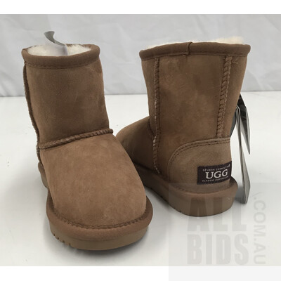 Genuine Ugg Boots - Assorted Sizes And Colours - Lot Of Four