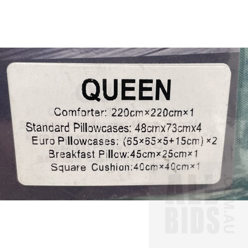 Assorted Queen Size Bedding - Lot Of Four