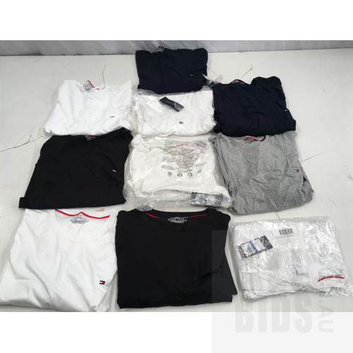 Tommy Hilfiger Men's T-Shirts Size XL - Lot Of 10
