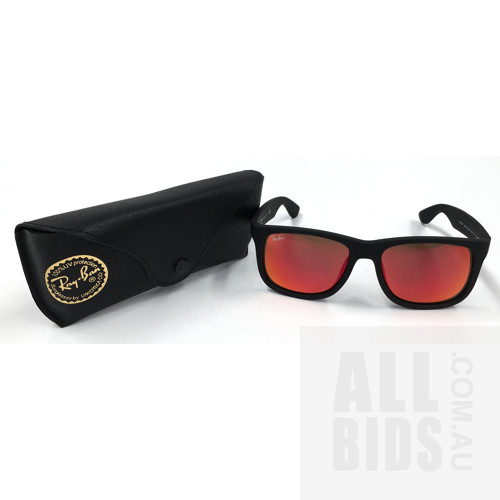 Ray-Ban Justin RB4165F Polarised Sunglasses