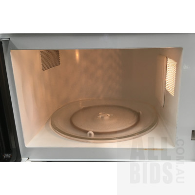 LG MS2647GR 1000W Microwave Oven