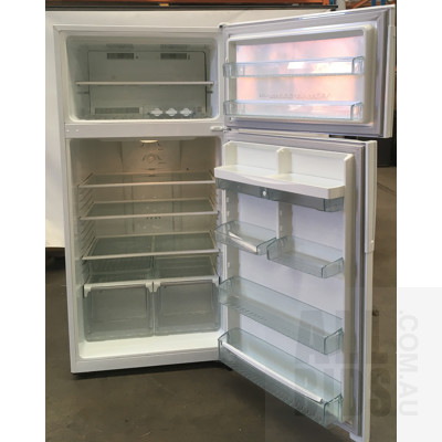 Westinghouse WTM5200WB-R 520L White Top Freezer Fridge