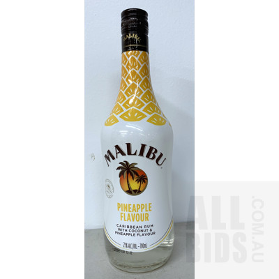 Malibu Caribbean Rum With Coconut & Pineapple Flavour - 700ml