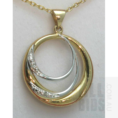 9ct Gold Pendant : Diamond set