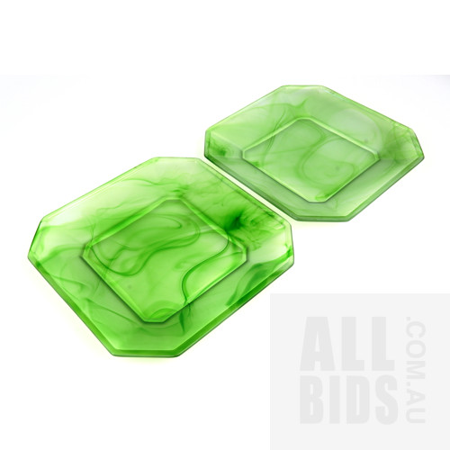 Art Deco Pair of Davidson Style Jadeite Green Glass Plates