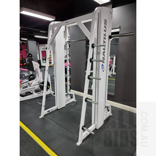 Nautilus Commercial Counter Balanced Smith Machine