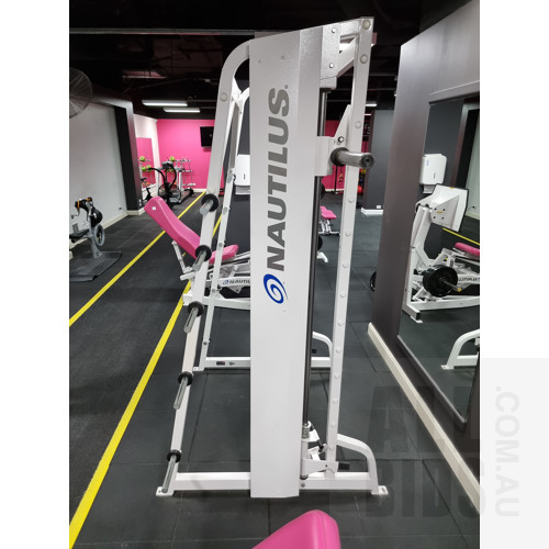 Nautilus Commercial Counter Balanced Smith Machine