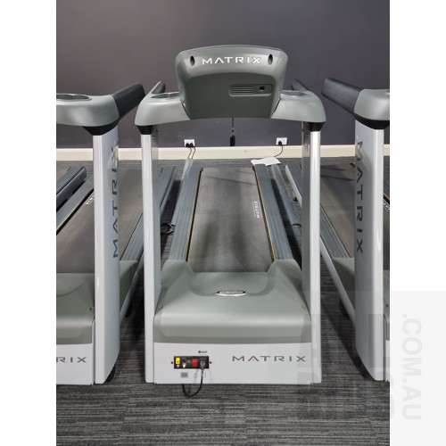 Matrix T3X Ultimate Deck Commercial Treadmill