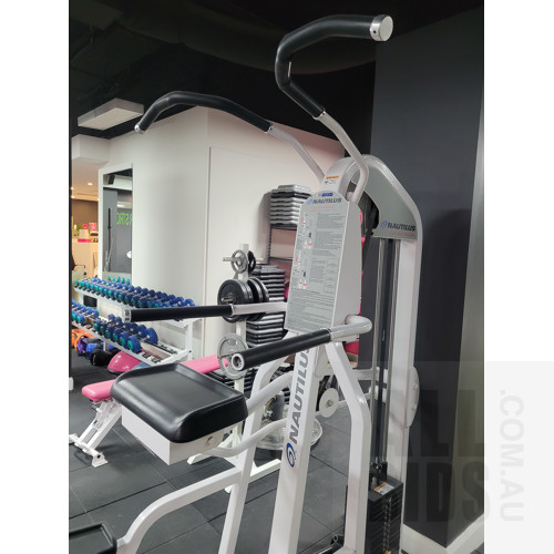 Nautilus Gravitron Weight Assisted Chin-Dip