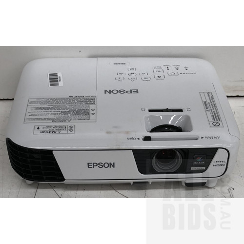 Epson (EB-U32) WUXGA 3LCD Projector