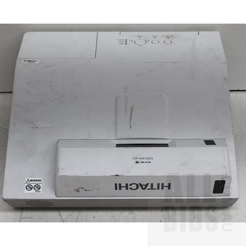 Hitachi (CP-AW3005) WXGA 3LCD Projector