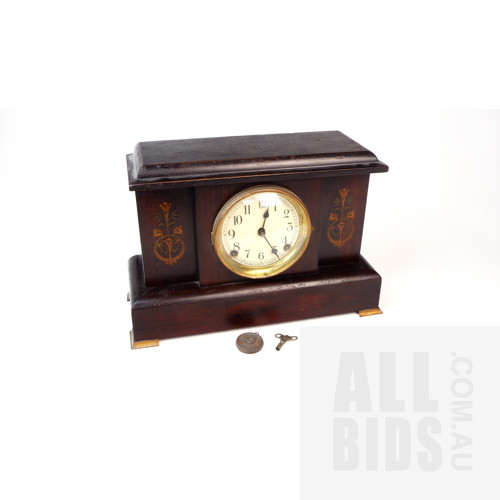 Vintage American Sessions Eight Day Mantle Clock in Wooden Case with Key and Pendulum