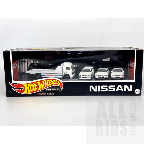 Hot Wheels Premium Collectors Garage Set Nissan GT-R R32, R33, R34 & Truck 1:64 Scale Models