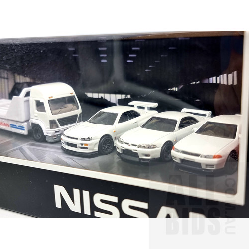 Hot Wheels Premium Collectors Garage Set Nissan GT-R R32, R33, R34 & Truck 1:64 Scale Models