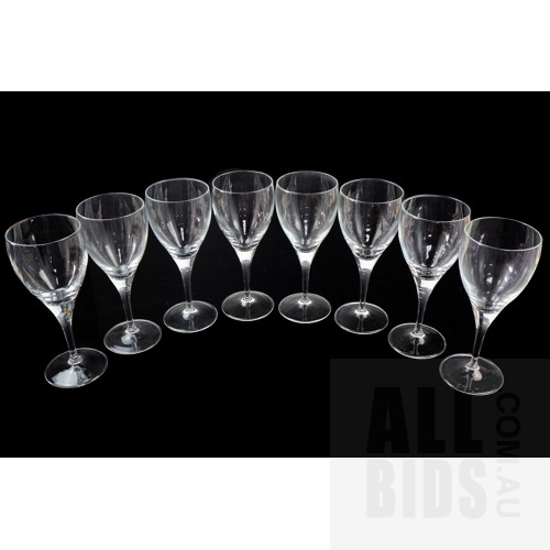 Eight Elegant Wine Glasses, Height 20cm