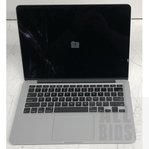 Apple (A1502) 13-Inch Intel Core i5 (5257U) 2.70GHz CPU MacBook Pro (Early-2015)