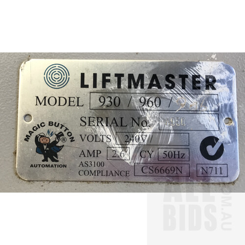LiftMaster 930/960 Barrier Gate