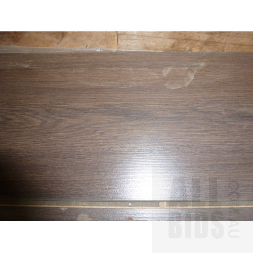 Formica Mocha Oak Laminate Flooring - 37 Square Meters