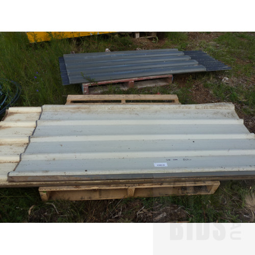 Selection of Metal Fencing/Roofing Panels