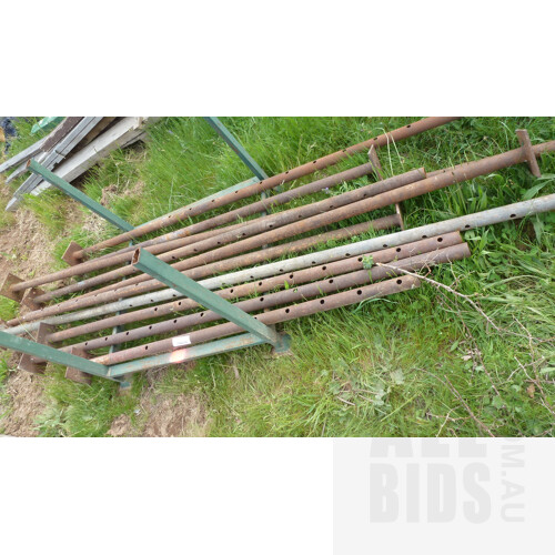 Steel Building Support Poles - Lot of 10