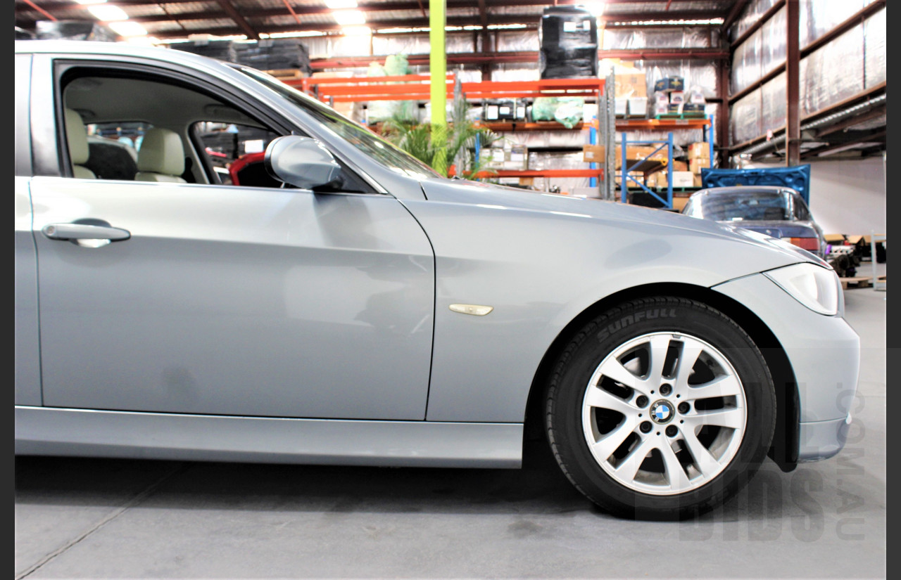 5/2006 BMW 325i E90 4d Sedan Grey 2.5L