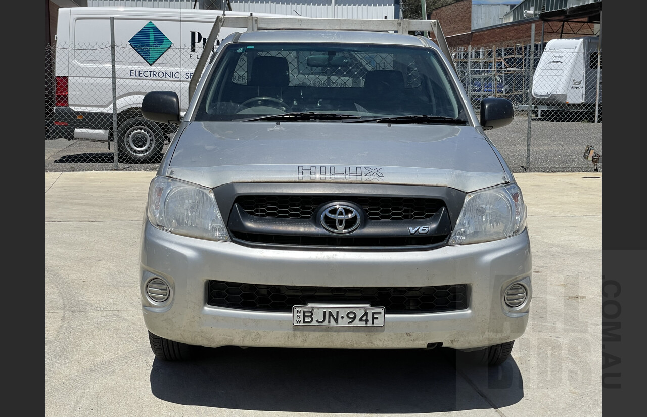 6/2009 Toyota Hilux SR GGN15R 09 UPGRADE C/chas Silver 4.0L