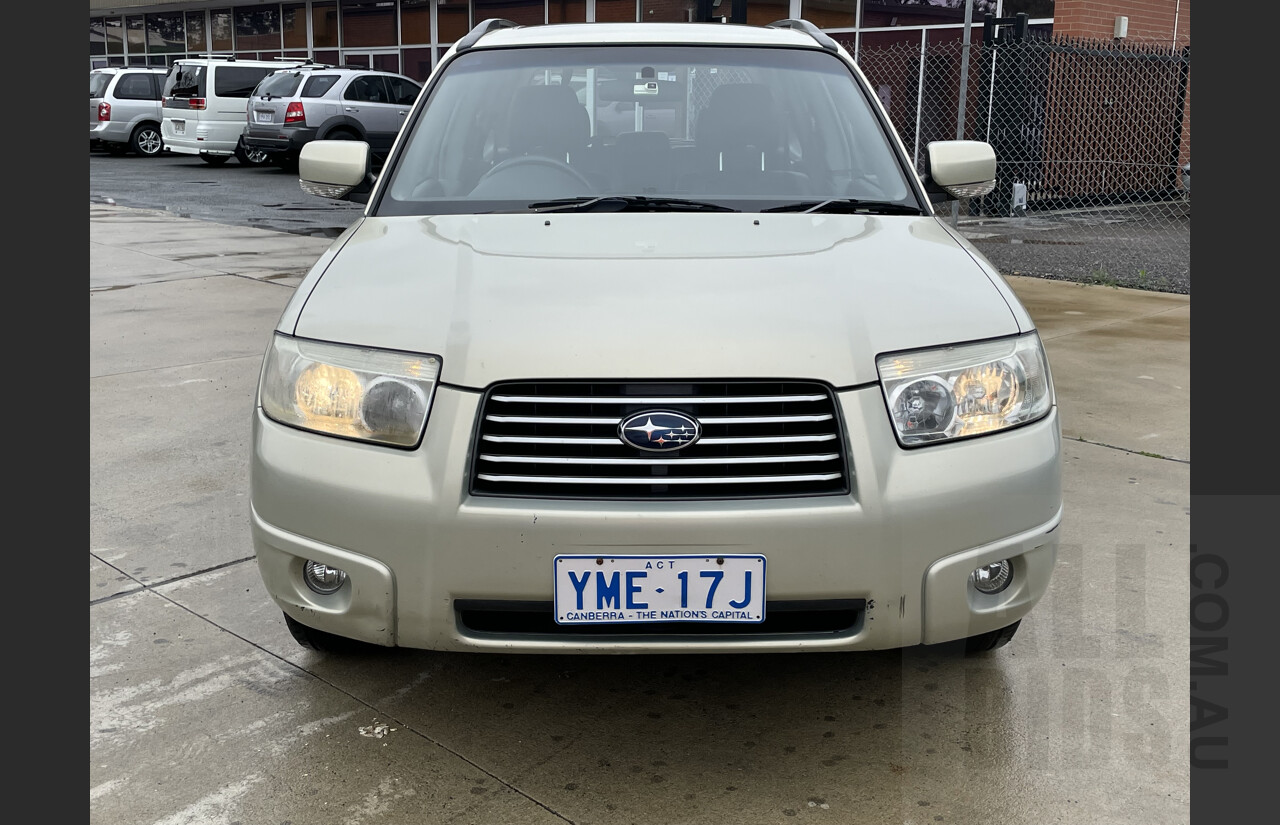10/2005 Subaru Forester XS Luxury MY05 4d Wagon Gold 2.5L