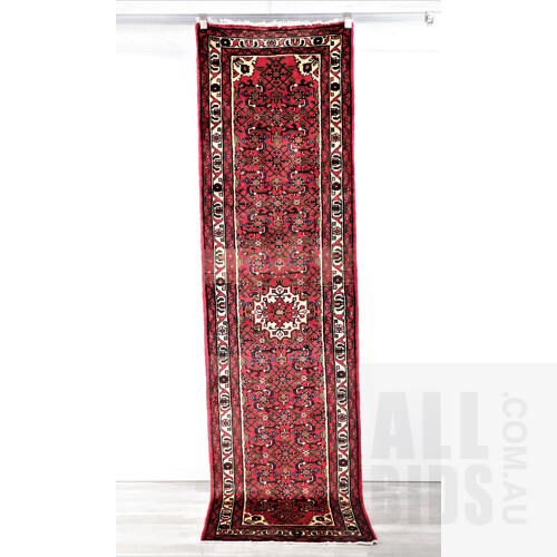 Persian Husinabad Knotted Woven Wool Runner