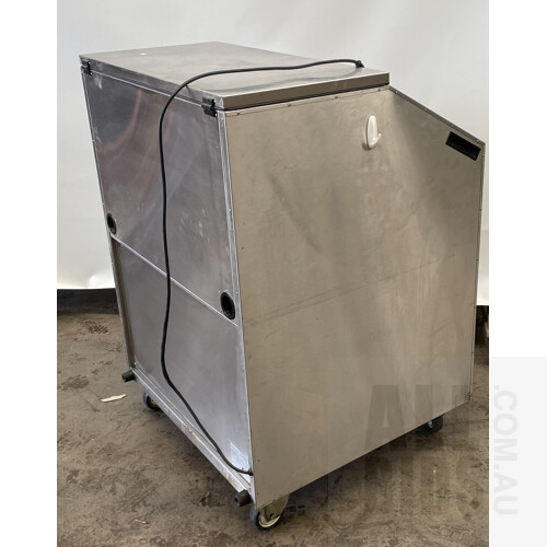 Woodson SPWO1401798 Mobile Ventilated Station