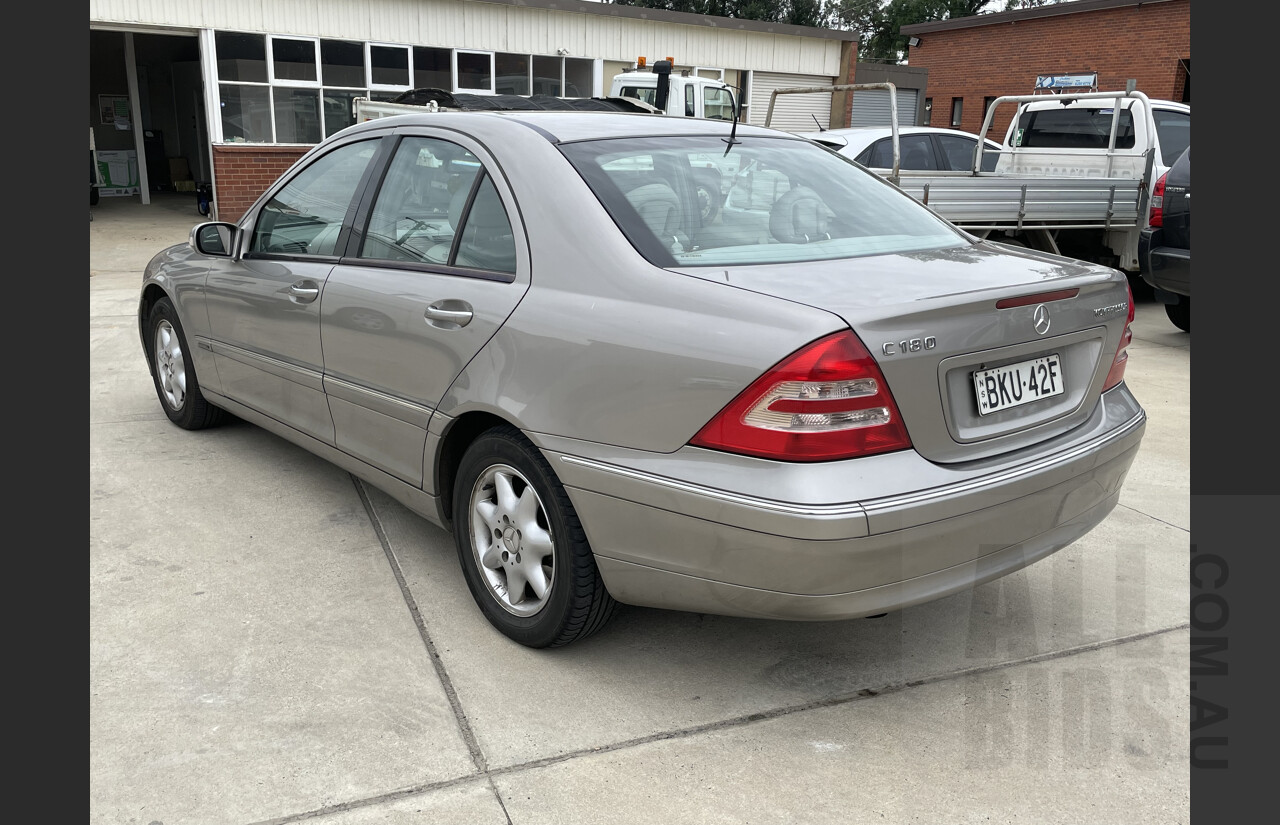 8/2003 Mercedes-Benz C180 Kompressor Elegance W203 4d Sedan Silver 1.8L