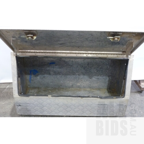 1-11 Checker Plate Ute Tool Box