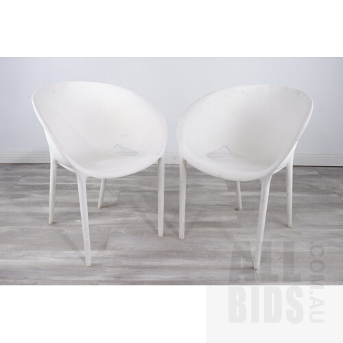 Pair of Italian Soft Egg Chairs Designed by Philippe Starck