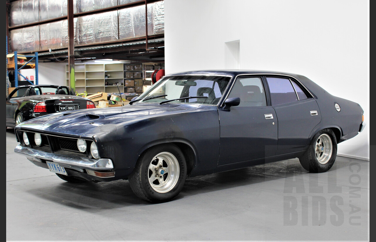 4/1976 Ford Falcon XB 4d Sedan Blue 5.8L 351 V8