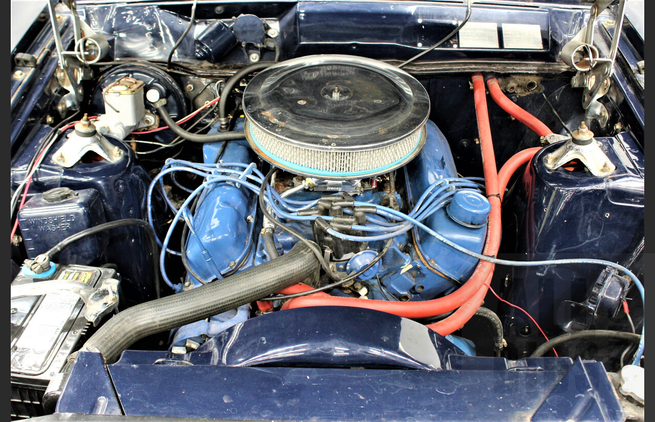 4/1976 Ford Falcon XB 4d Sedan Blue 5.8L 351 V8