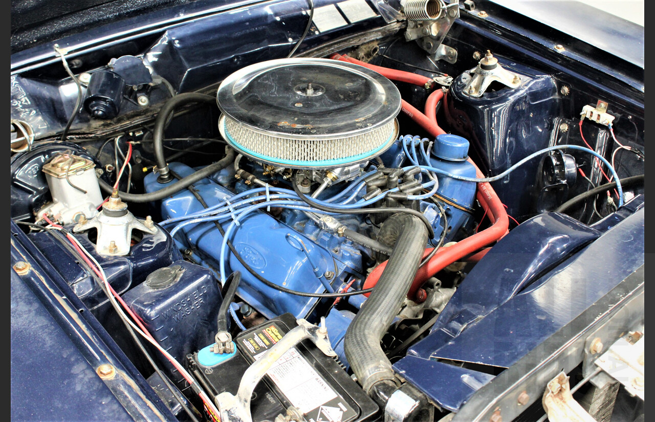 4/1976 Ford Falcon XB 4d Sedan Blue 5.8L 351 V8