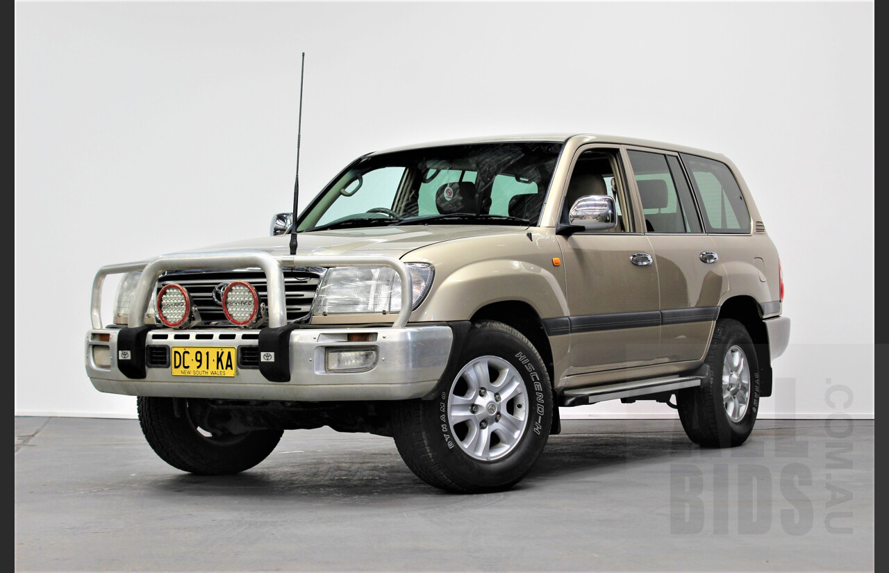 5/2004 Toyota Landcruiser GXL (4x4) UZJ100R 4d Wagon Gold 4.7L V8