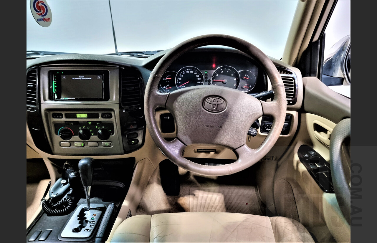 5/2004 Toyota Landcruiser GXL (4x4) UZJ100R 4d Wagon Gold 4.7L V8