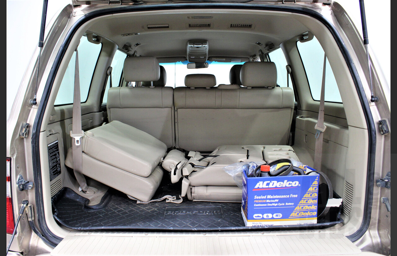 5/2004 Toyota Landcruiser GXL (4x4) UZJ100R 4d Wagon Gold 4.7L V8