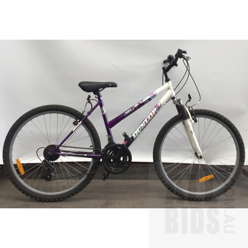 Dunlop Hill Crest Mountain Bike