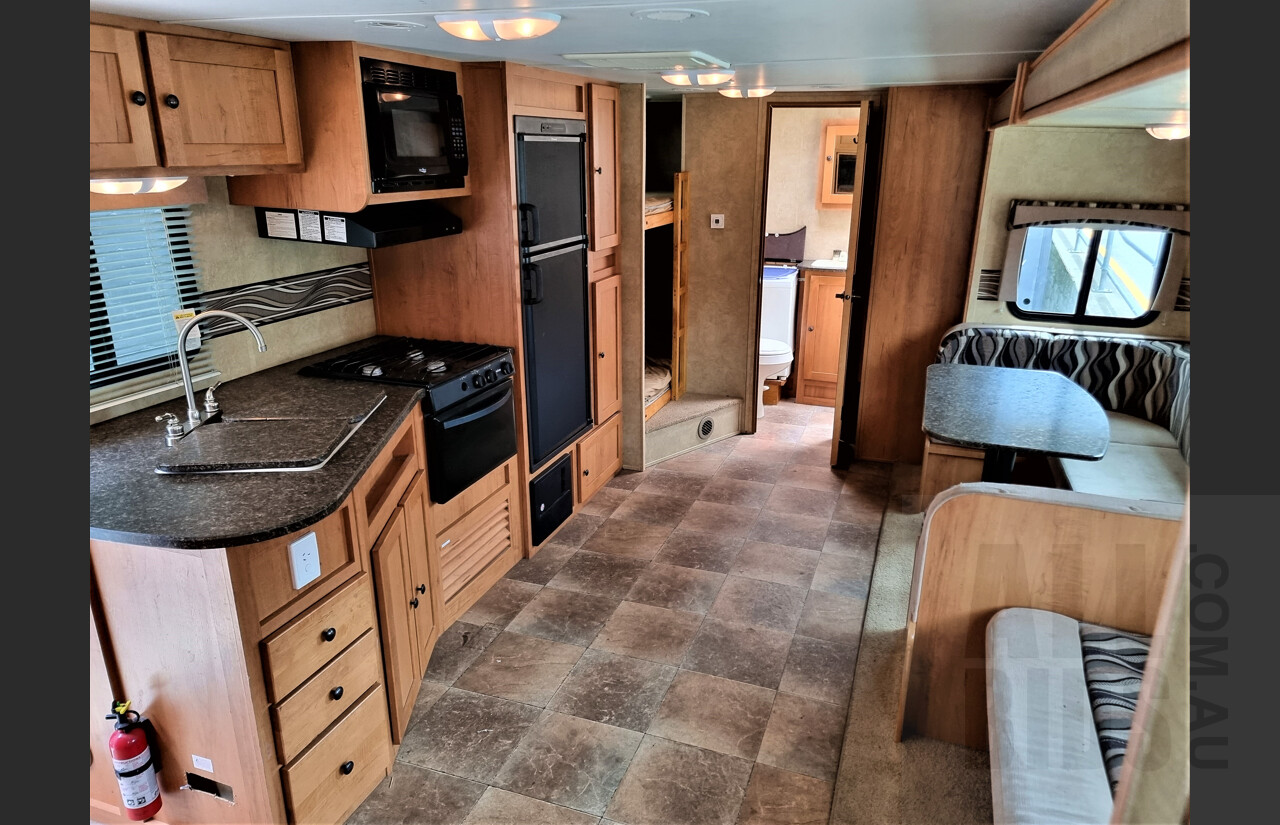 09/2012 Cruiser RV Shadow Cruiser 160BHS 28ft Twin Axle Caravan VIN: 5RXTD2628D1026106