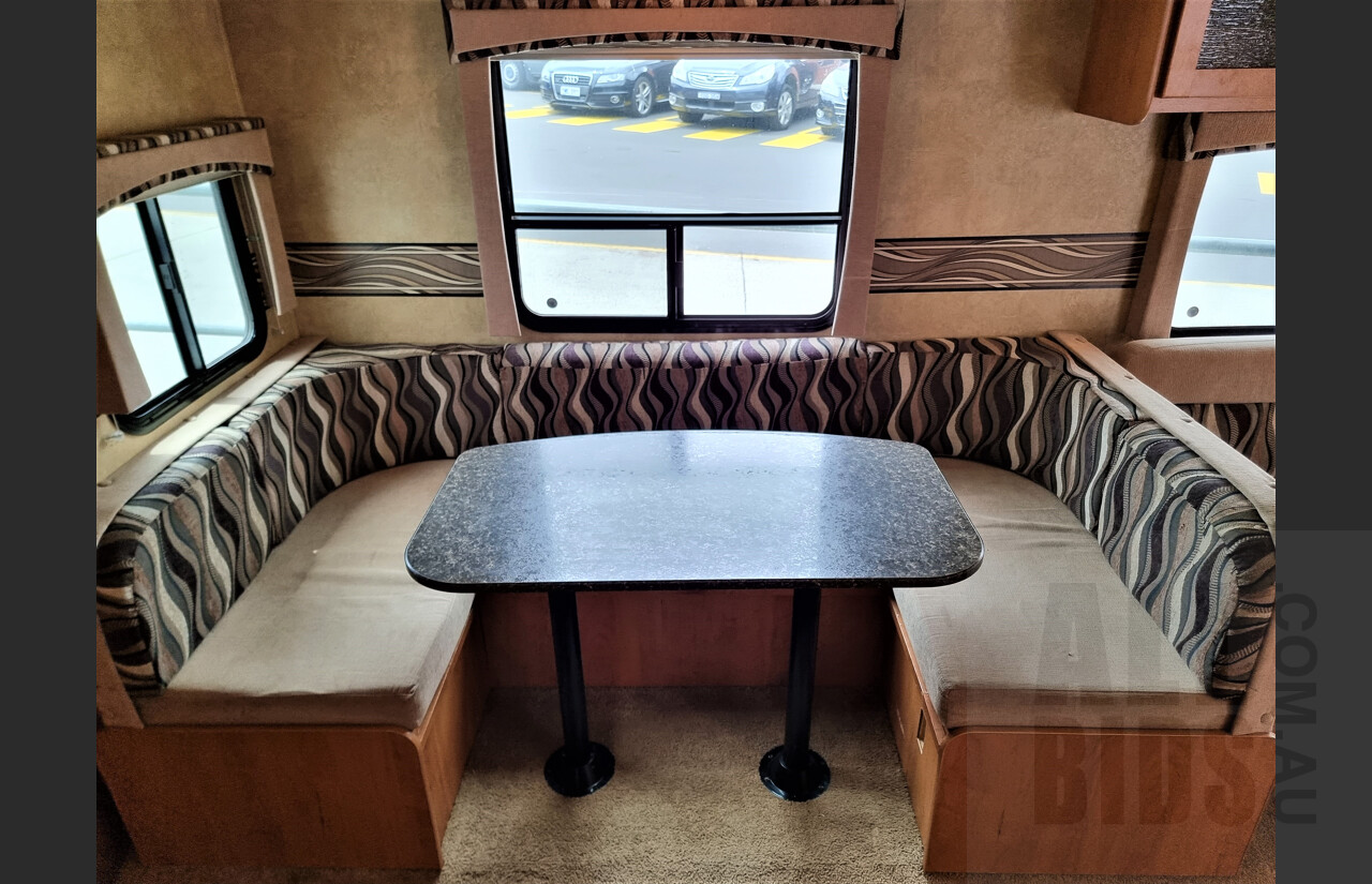 09/2012 Cruiser RV Shadow Cruiser 160BHS 28ft Twin Axle Caravan VIN: 5RXTD2628D1026106