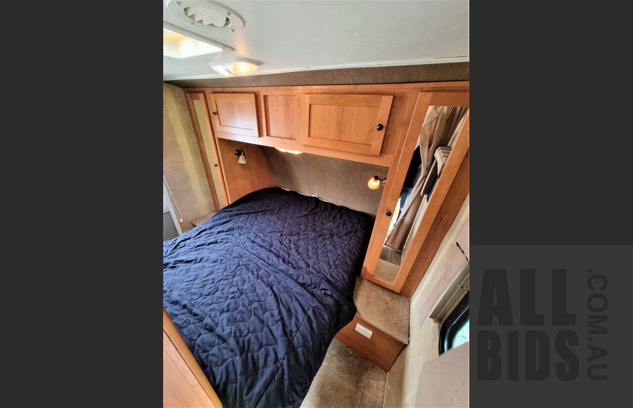 09/2012 Cruiser RV Shadow Cruiser 160BHS 28ft Twin Axle Caravan VIN: 5RXTD2628D1026106